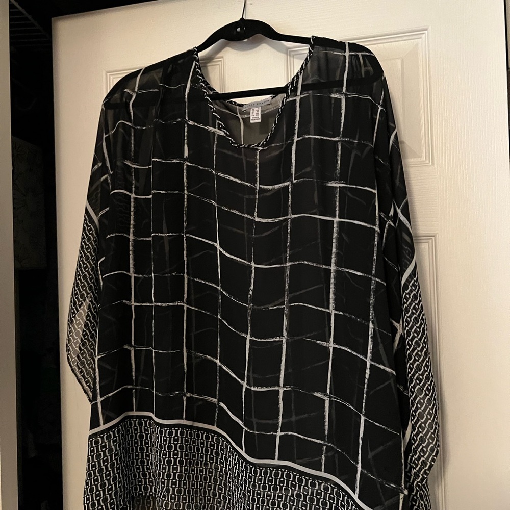 Susan Graver-2XL-black and white sheer top